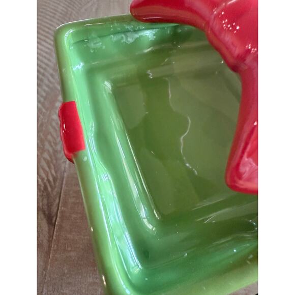 Scentsy Warmer All Wrapped Up Holiday Collection Full size With Original Box - Picture 4 of 8